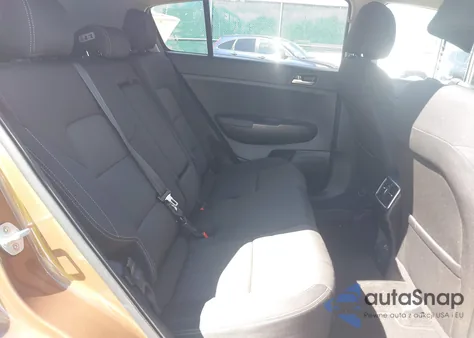 2019 Kia Sportage Lx z USA, uszkodzony, nr VIN KNDPMCAC0K7611363